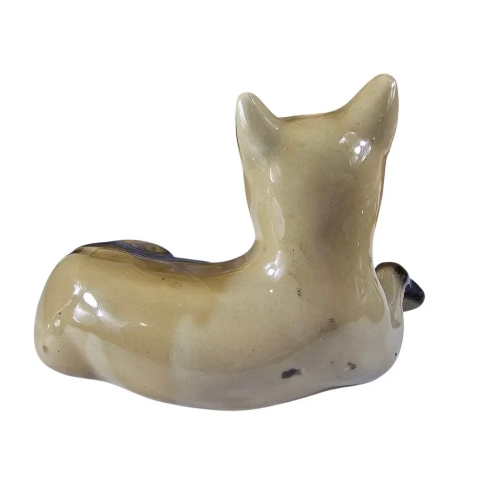 Vintage Handcrafted Collectible Ceramic Siamese Cat Figurine Reclining Brazil - Picture 3 of 13